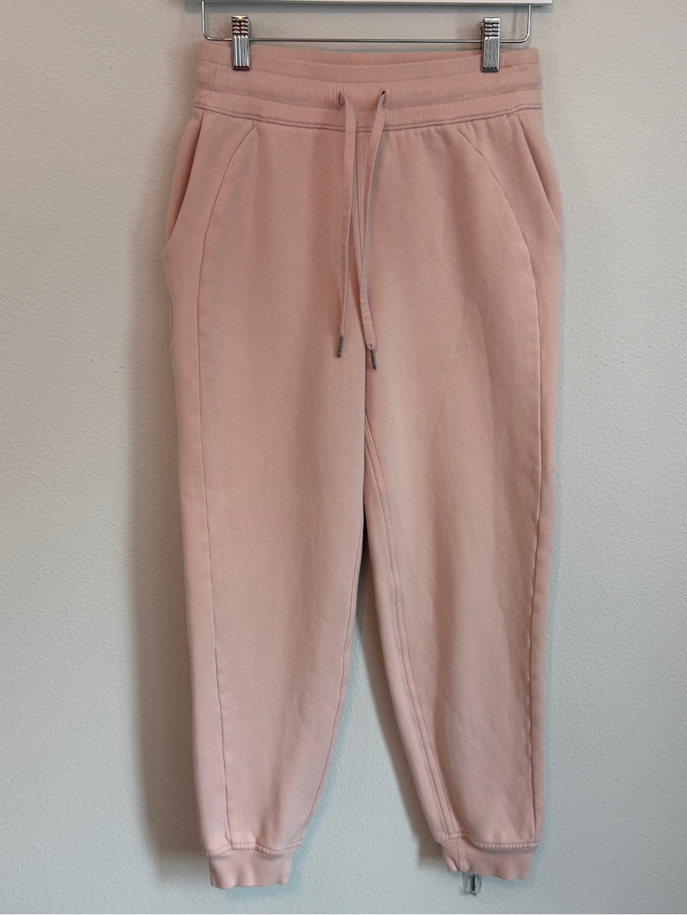 lululemon athletica Dusty Rose Jogger Pants